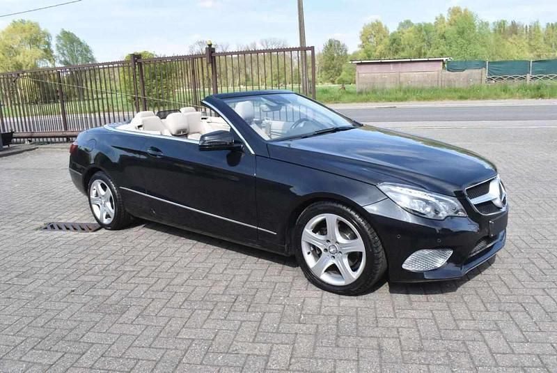 Usado Mercedes C220 170 HP (125 kW) 2014 Preto