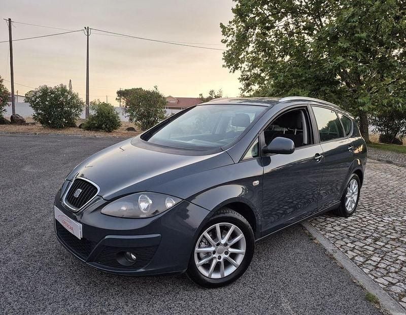 Usado 2009 Seat Altea XL Monovolume | € 6.950 - Imagem 1/4