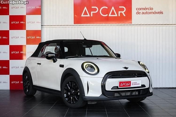 Branco Usado 2022 Mini Cooper Coupé Coupé | € 29.900 (Caro) - Imagem 1/1