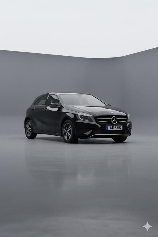 Usado Mercedes A180 109 HP (80 kW) 2014 Preto Citadino