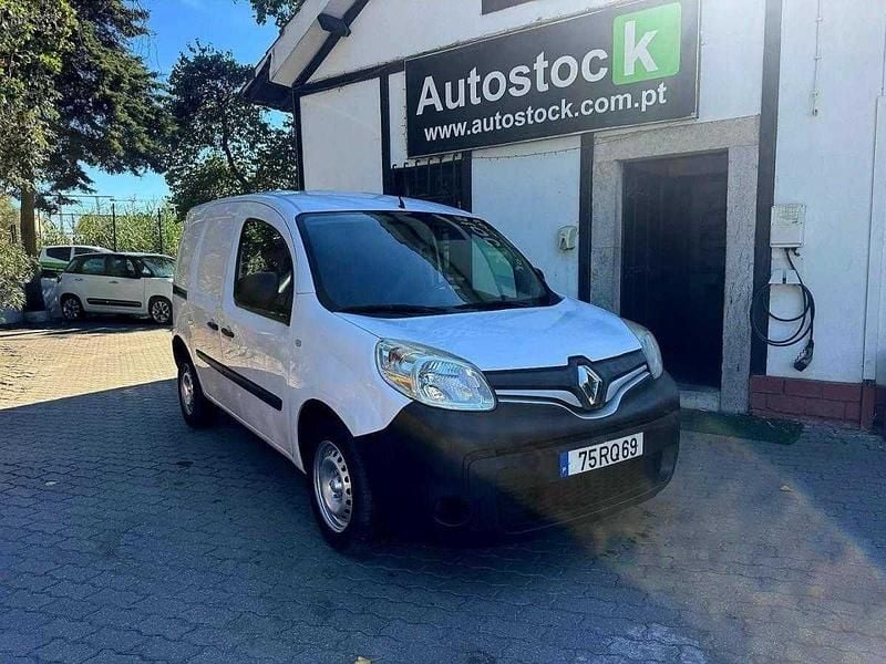 Branco Usado 2016 Renault Kangoo Business Monovolume | € 8.990 (Preço justo) - Imagem 1/4