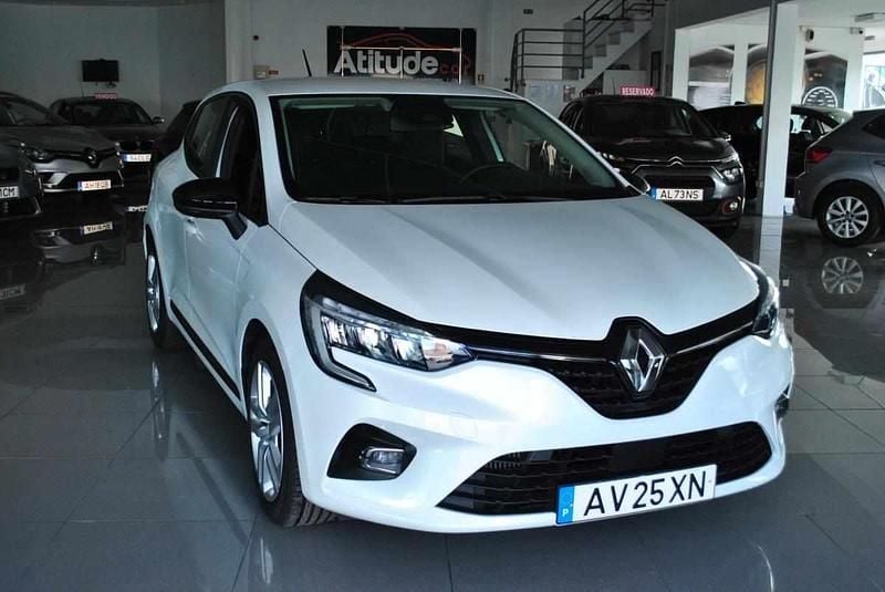 Branco Usado 2021 Renault Clio V Citadino | € 15.780 (Preço justo) - Imagem 1/4