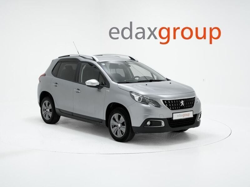 Cinza Usado 2017 Peugeot 2008 Active SUV | € 11.490 (Preço justo) - Imagem 1/4