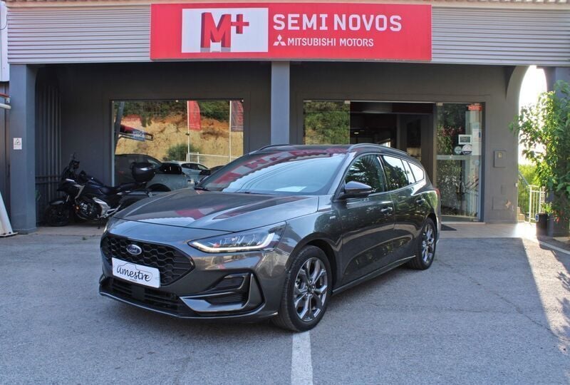 Cinza Usado 2023 Ford Focus Active | € 22.750 (Preço justo) - Imagem 1/4