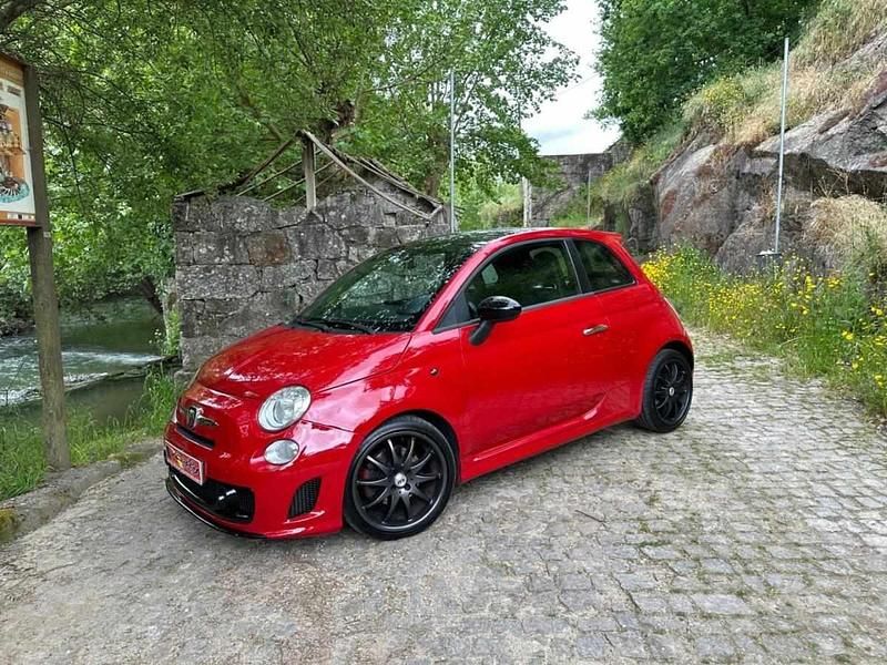 Vermelho (metalizado) Usado 2011 Abarth 500 Competizione Citadino | € 12.990 - Imagem 1/4