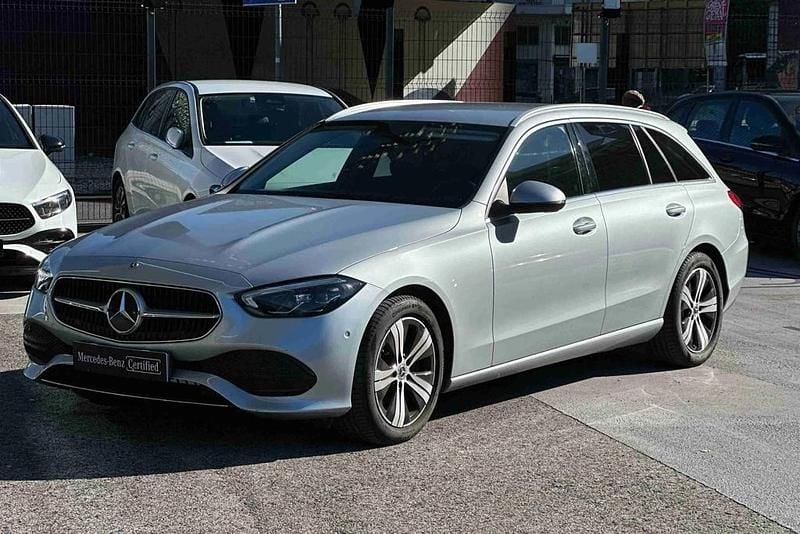 Cinzento Usado 2024 Mercedes C220 Carrinha | € 47.900 (Preço justo) - Imagem 1/4