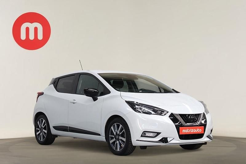 Usado Nissan Micra 92 HP (67 kW) 2022 Cinzento Citadino