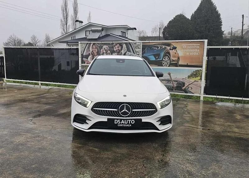 Usado Mercedes A180 116 HP (85 kW) 2022 Branco Citadino