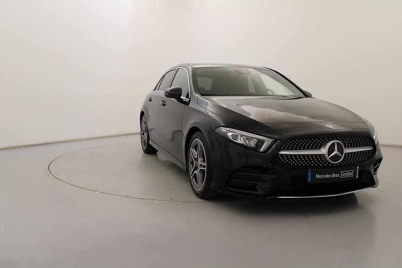Preto Usado 2020 Mercedes A180 AMG line Citadino | € 31.990 (Caro) - Imagem 1/4