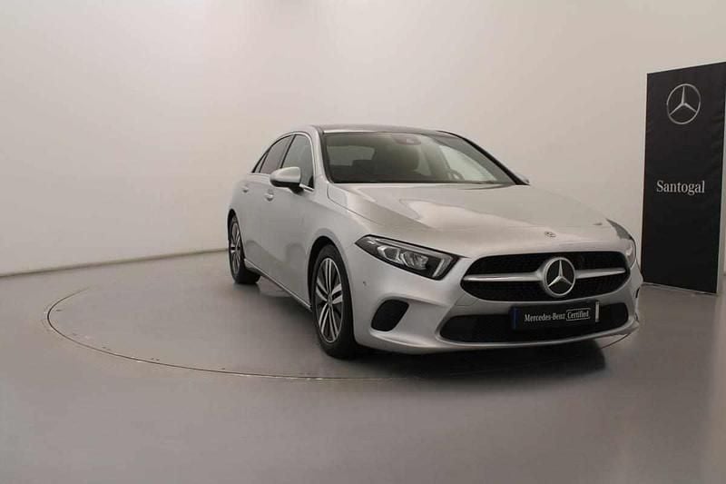 Outra Usado 2020 Mercedes A180 Progressive Sedan | € 27.990 (Preço justo) - Imagem 1/4