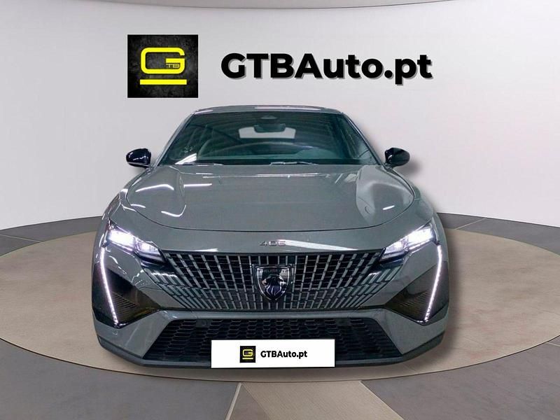Cinza Usado 2024 Peugeot 408 GT GT SUV | € 32.999 - Imagem 1/4
