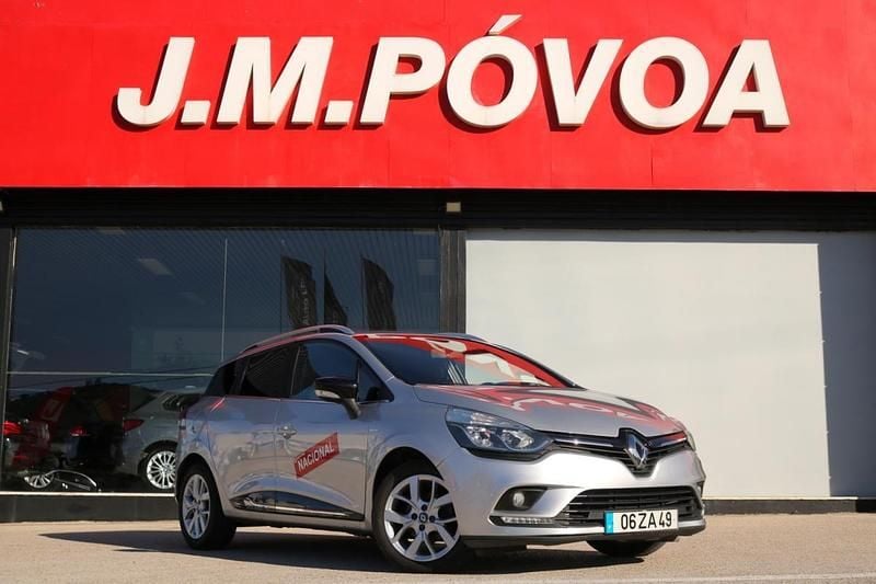 Cinzento Usado 2019 Renault Clio IV Carrinha | € 12.490 (Preço justo) - Imagem 1/4