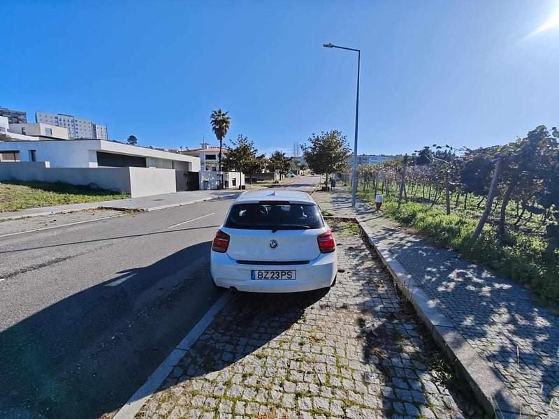 Usado BMW 114 95 HP (69 kW) 2015 Branco Citadino