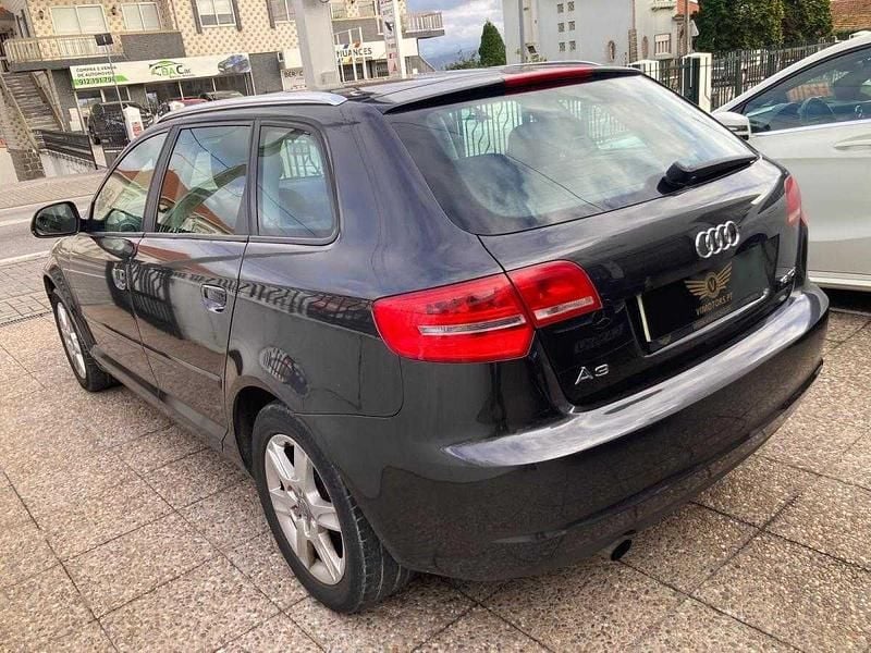 Usado Audi A3 Attraction 105 HP (77 kW) 2009 Cinzento Carrinha
