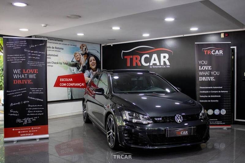 Cinza Usado 2015 VW Golf VII GTD Citadino | € 26.990 - Imagem 1/4