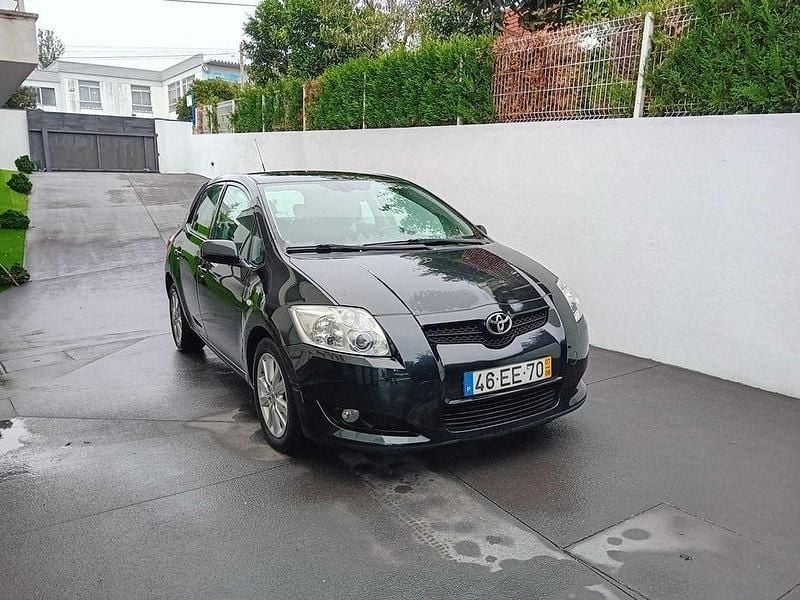 Usado 2007 Toyota Auris Sedan | € 4.000 (Super Preço) - Imagem 1/4