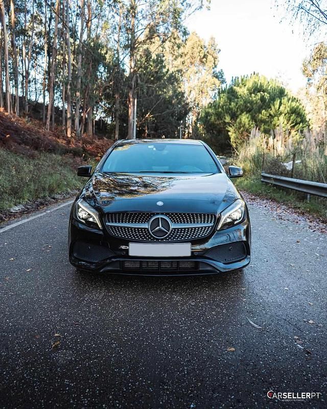 Usado Mercedes A180 109 HP (80 kW) 2016 Preto Citadino