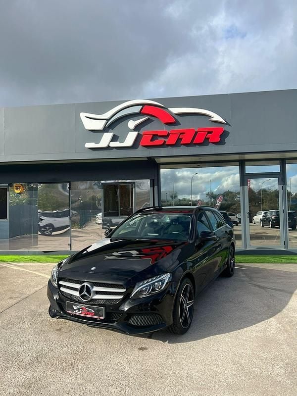 Preto Usado 2016 Mercedes C220 Avantgarde Carrinha | € 16.850 - Imagem 1/4