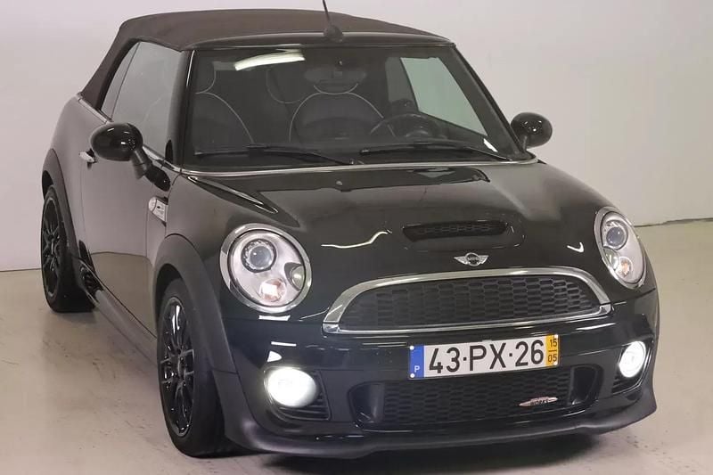 Usado Mini John Cooper Works Cabriolet 211 HP (155 kW) 2015 Preto Cabrios