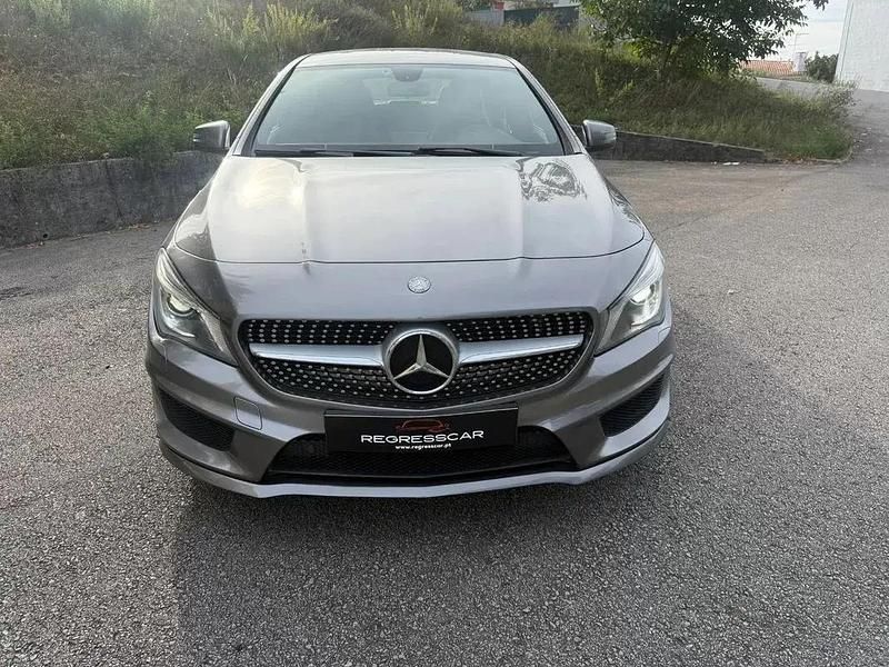 Usado Mercedes CLA180 AMG line 109 HP (80 kW) 2014 Cinzento Sedan