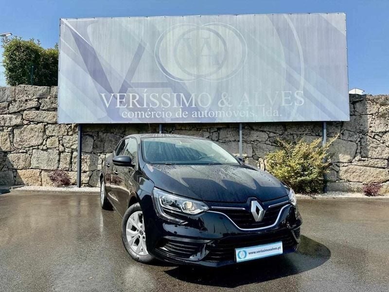 Preto Usado 2019 Renault Mégane IV LIMITED Sedan | € 17.950 (Caro) - Imagem 1/4