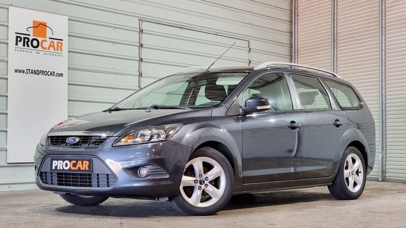 Cinzento Usado 2010 Ford Focus Carrinha | € 6.250 (Preço elevado) - Imagem 1/4