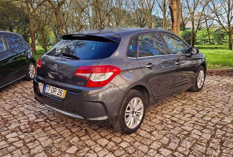 Usado Citroën C4 Attraction 2014 Sedan