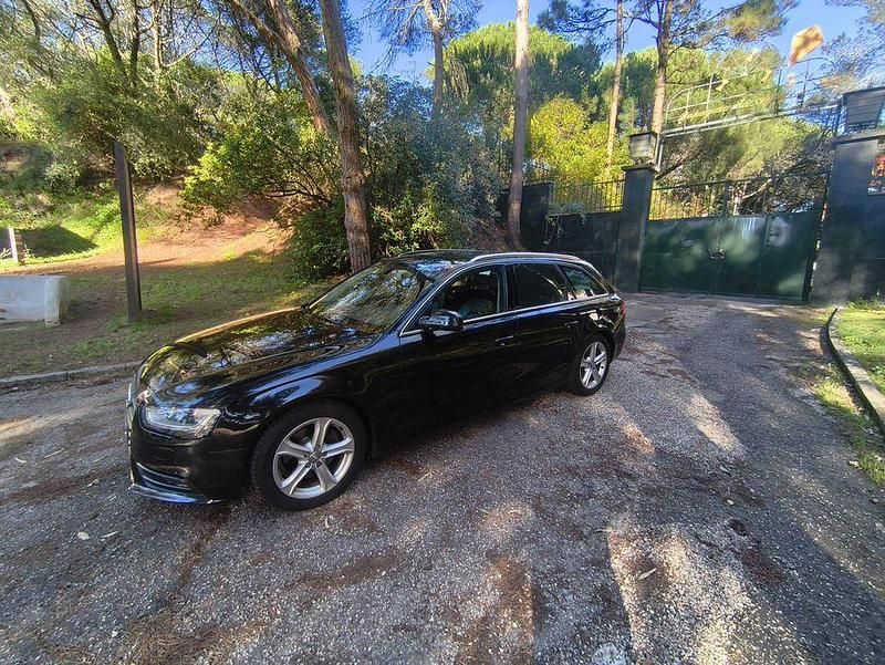 Usado 2012 Audi A4 Premium Carrinha | € 11.999 (Preço justo) - Imagem 1/4
