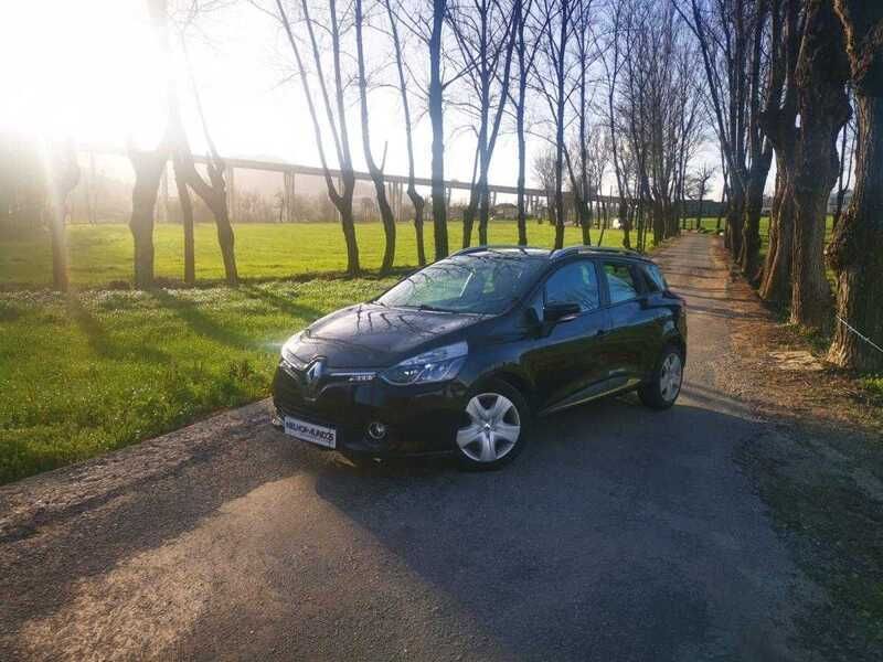 Preto Usado 2014 Renault Clio IV Luxe Carrinha | € 12.250 (Preço justo) - Imagem 1/4