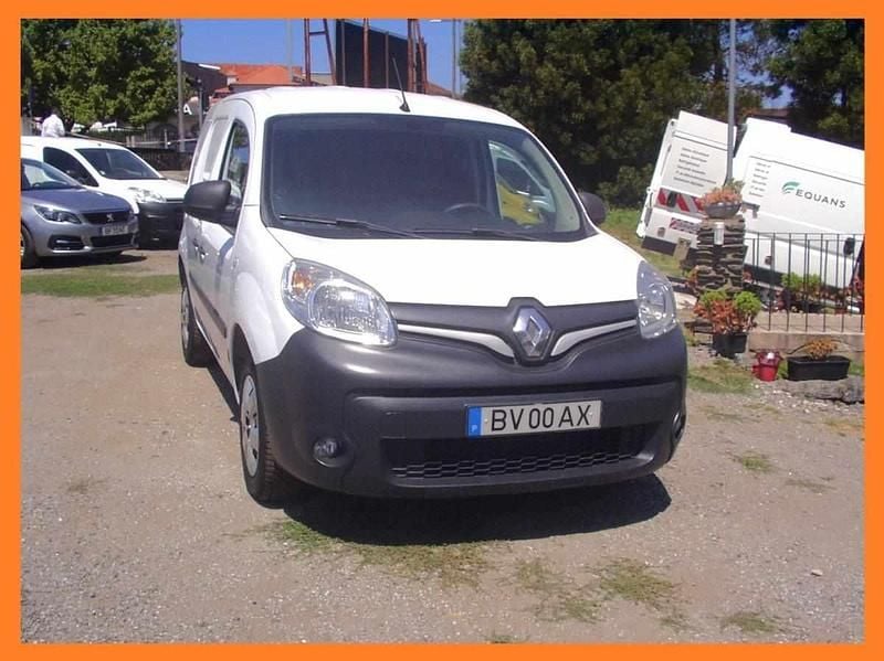 Branco Usado 2020 Renault Kangoo Monovolume | € 8.780 (Super Preço) - Imagem 1/4
