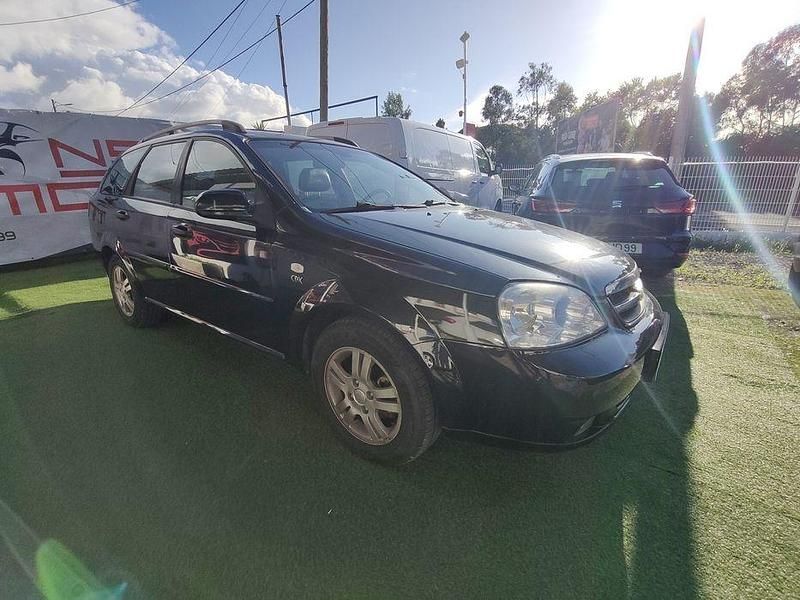 Usado 2008 Chevrolet Nubira Sedan | € 4.900 - Imagem 1/4
