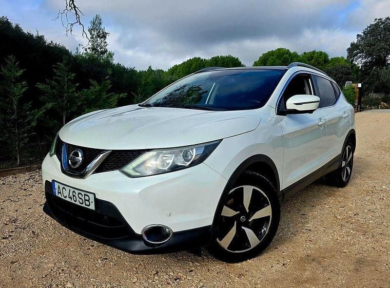 Usado 2015 Nissan Qashqai Tekna SUV | € 10.900 (Preço justo) - Imagem 1/4