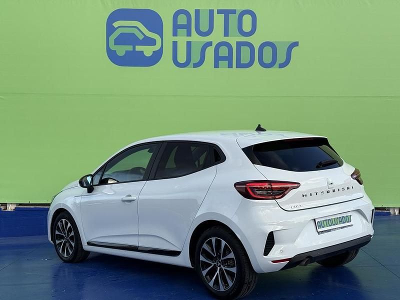 Usado Mitsubishi Colt 90 HP (66 kW) 2024 Branco Citadino