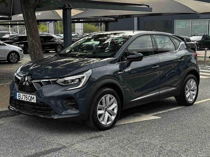 Azul Usado 2024 Mitsubishi ASX Intense SUV | € 28.490 - Imagem 1/4