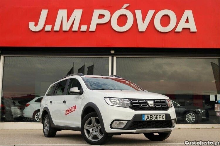 Branco Usado 2020 Dacia Logan Stepway Sedan | € 15.990 - Imagem 1/1