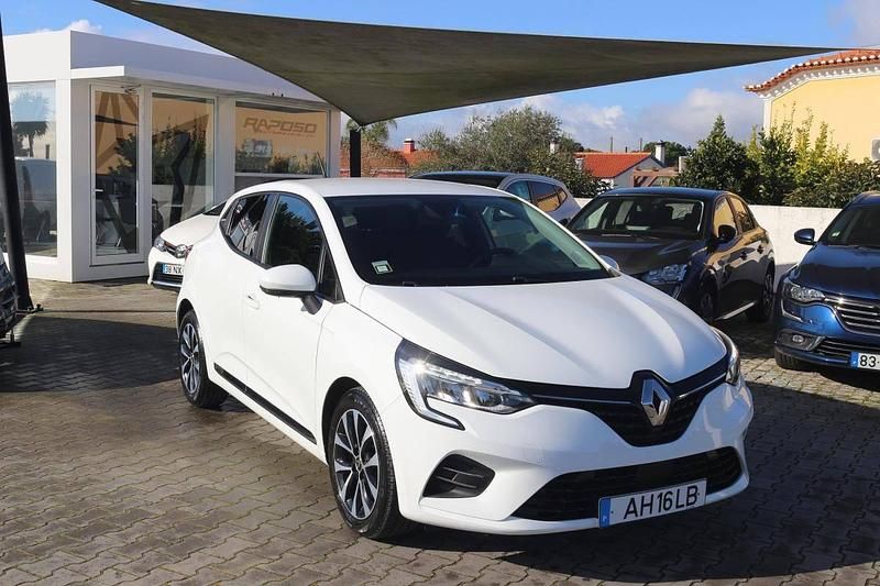 Usado Renault Clio V 85 HP (62 kW) 2021 Branco