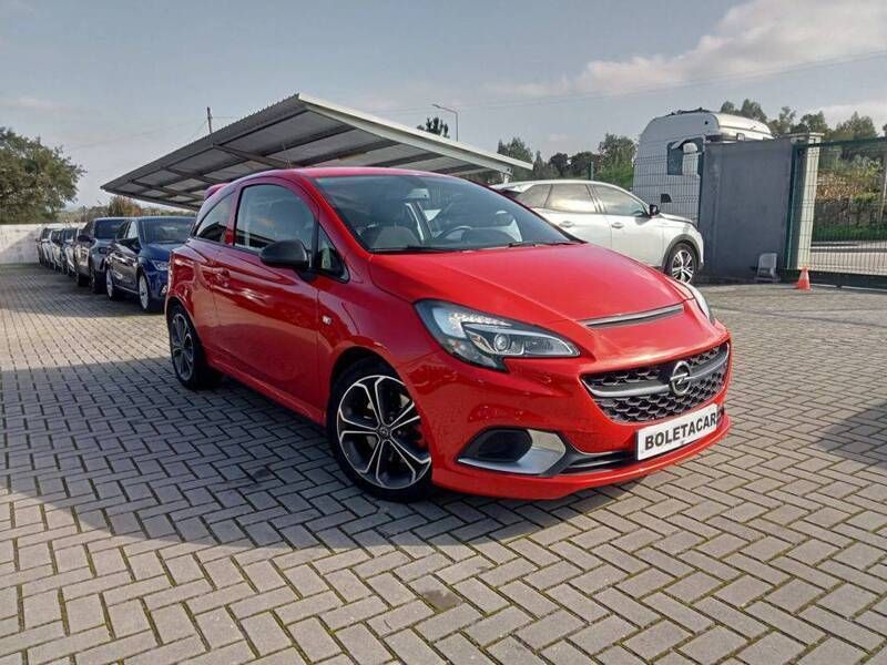 Usado Opel Corsa 150 HP (110 kW) 2019 Verde Coupé
