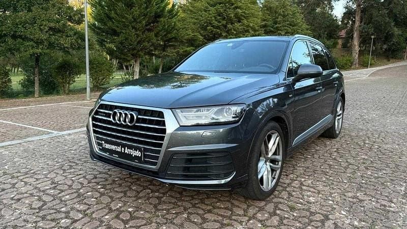 Antracite Usado 2015 Audi Q7 SUV | € 40.500 - Imagem 1/4