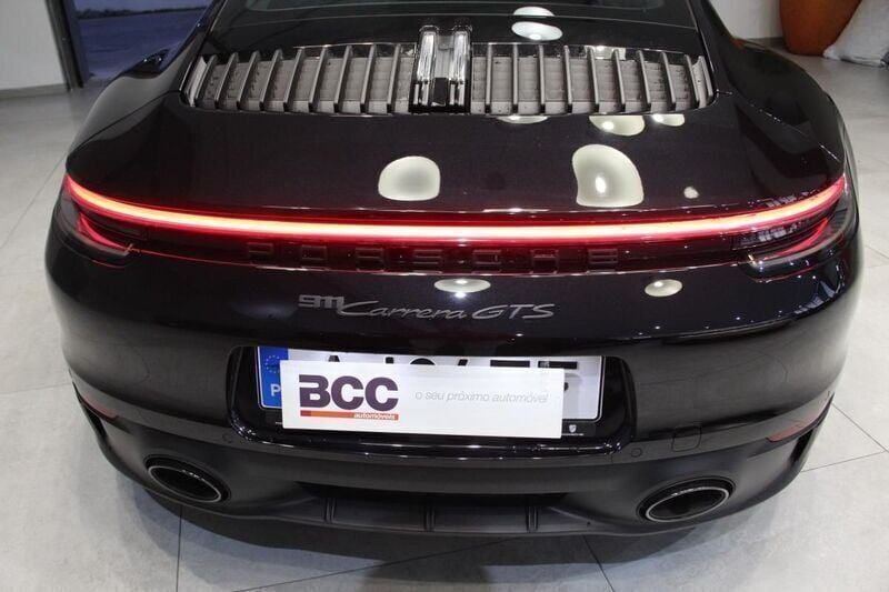 Usado Porsche 911 Carrera GTS 480 HP (353 kW) 2021 Preto Coupé