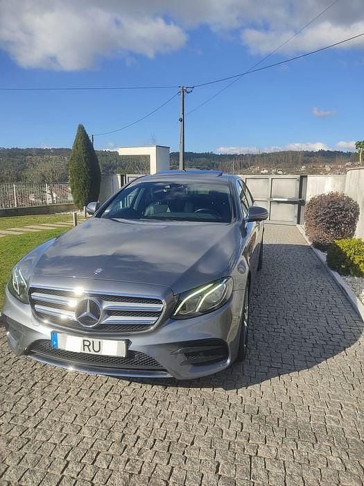 Usado Mercedes E220 AMG line 194 HP (142 kW) 2016