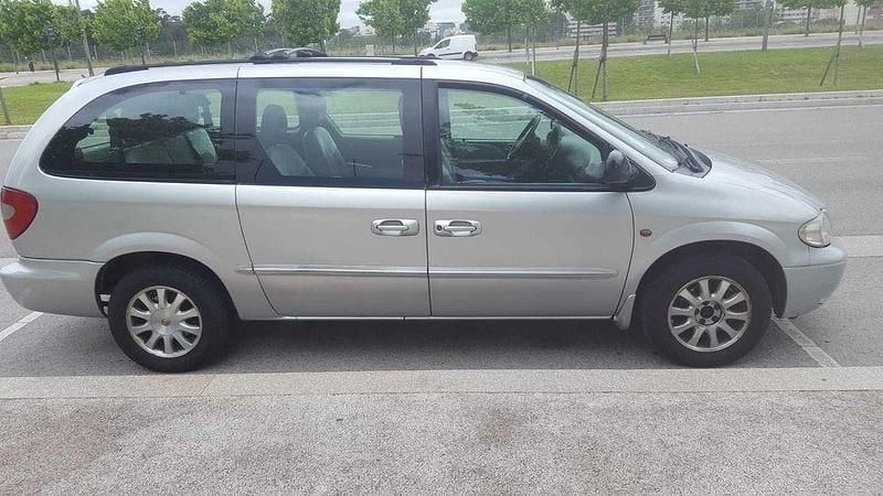 Usado 2002 Chrysler Voyager Monovolume | € 1.800 - Imagem 1/4