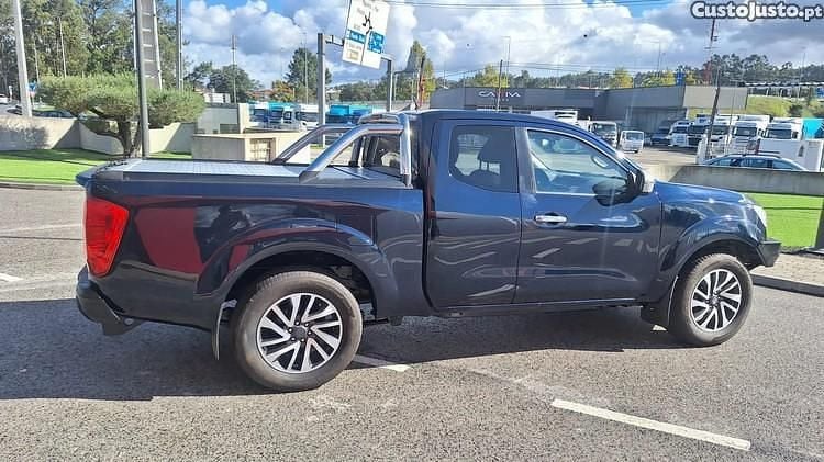 Azul Usado 2017 Nissan Navara N-Connecta Pickup | € 22.500 (Bom preço) - Imagem 1/1