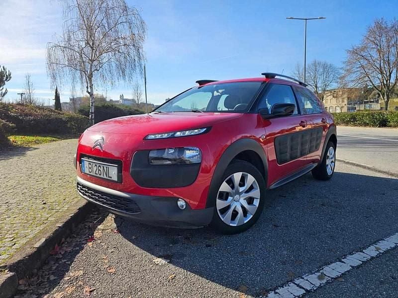 Usado Citroën C4 Cactus PureTech 82 HP (60 kW) 2015 Vermelho Citadino