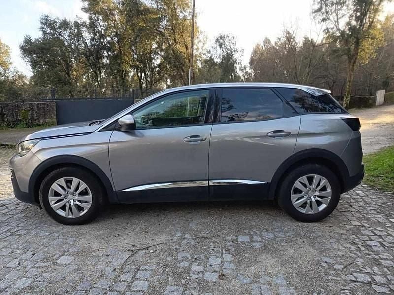 Usado Peugeot 3008 120 HP (88 kW) 2017 Cinzento SUV