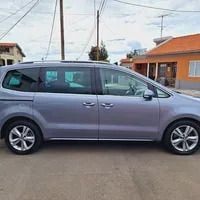 Usado Seat Alhambra Style 150 HP (110 kW) 2018 Cinzento claro Monovolume