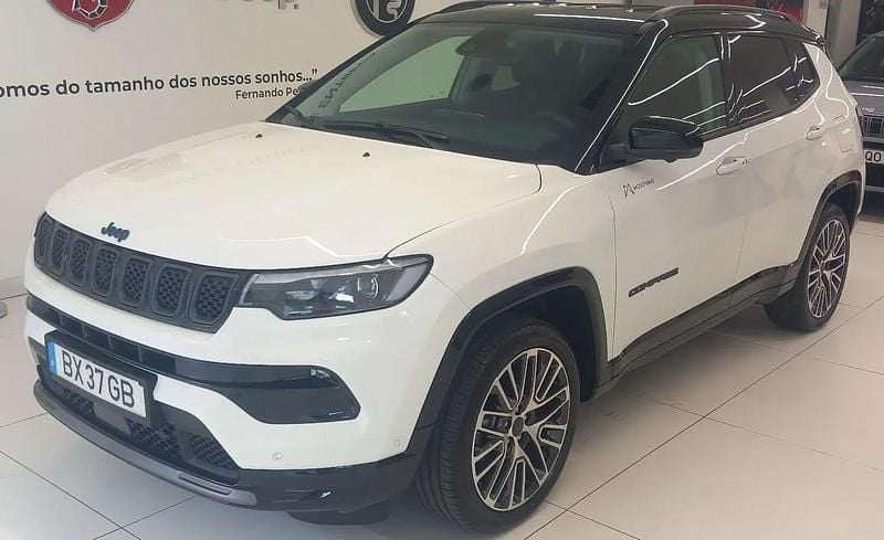 Branco Novo 2025 Jeep Compass Summit SUV | € 38.500 (Preço elevado) - Imagem 1/4
