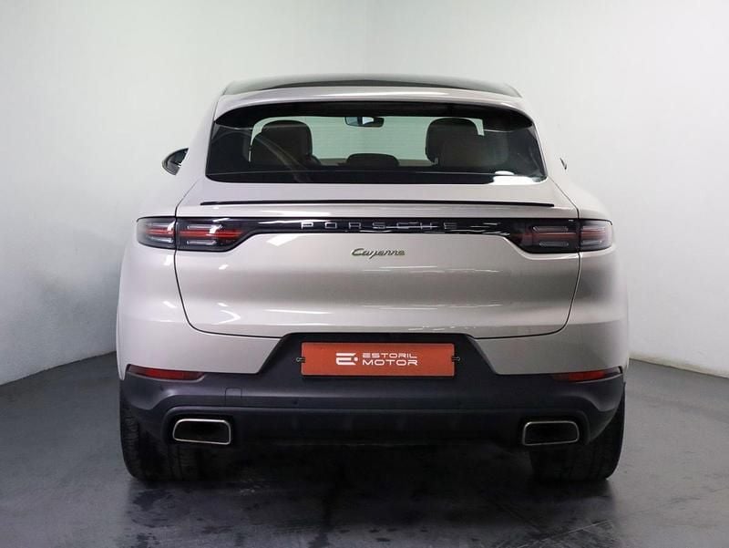 Usado Porsche Cayenne 462 HP (339 kW) 2021 Cinzento SUV