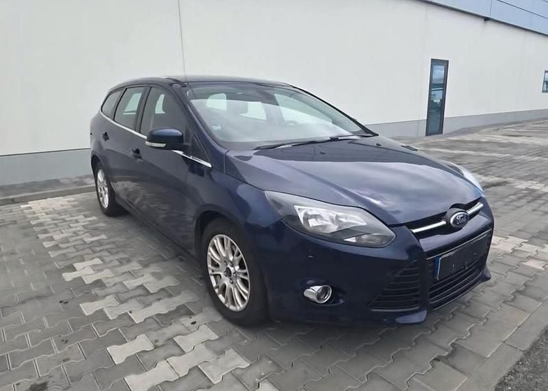 Usado Ford Focus 115 HP (84 kW) 2011 Sedan