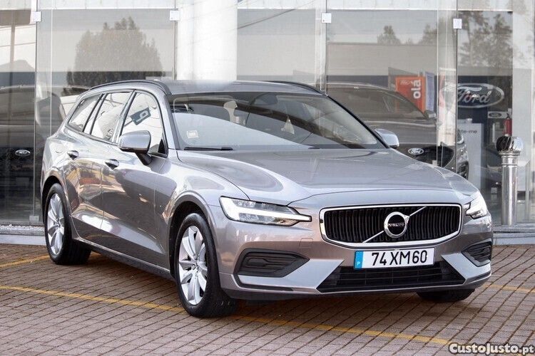 Cinza Usado 2019 Volvo V60 Momentum Carrinha | € 23.950 (Preço justo) - Imagem 1/1