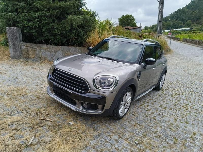 Usado 2021 Mini Cooper D Countryman SUV | € 26.000 - Imagem 1/4